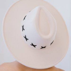 Fame "X" Marks the Spot Fedora
